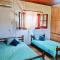 Katakolo beach house near Olympia sleeps 6 - Katakolon