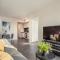 Traveller home in centre Toronto