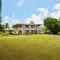 Mount Nevis Hotel