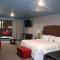 Historic Cow Palace Inn