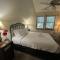 C11, Two bedroom, two bath log-sided, luxury Harbor North cottage with hot tub cottage