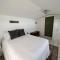 Upscale 2bdrm Condo In La Jolla