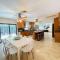 4 bedroom with pool, dock, canal. Bermuda's Secret - Форт-Лодердейл