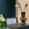 base-Beijing Wangfujing Serviced Apartment- in Hutong &Bike rental &Close to Forbidden City, Tian'anmen Square &Subway nearby &Free coffee &Washing machine,Kitchen &Restaurant discount &English speaking &High speed free WiFi - Peking