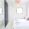 Modern 3BR Duplex near BograshovBeach by HolyGuest - 特拉维夫