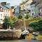 Roundstone Home with a Harbour and Mountain View - Roundstone