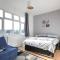 Large Modern House with Garden Sleeps 11 Guests - 伦敦