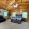 Mistletoe Cabin- Private cabin w views, Hottub, pet friendly