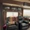 Gorgeous Denali 5th Wheel Delight! - والا والا