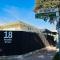 1ENSUITE GLENELG UNIT