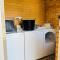 1ENSUITE GLENELG UNIT