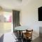 1ENSUITE GLENELG UNIT