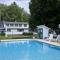 Mount Coolidge Motel