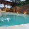 Neptune apartment in villa with swimming pool 20 meters from the sea