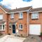 Guildford - 3 Bedroom Home - Driveway & Garden