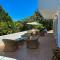 The hidden villas