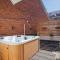 Fantastic House with Jacuzzi