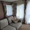 Lovely 8 Berth Caravan With Decking And Nearby Scratby Beach Ref 50005A