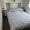 Lovely 8 Berth Caravan With Decking And Nearby Scratby Beach Ref 50005A
