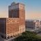 DoubleTree Suites by Hilton Hotel Detroit Downtown - Fort Shelby - ديترويت