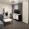 DoubleTree Suites by Hilton Hotel Detroit Downtown - Fort Shelby - ديترويت