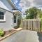 Charming Retreat in Charlottesville with Deck!