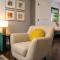Stunning 2BR Apartment Near Downtown
