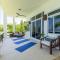 Ivys Cove Beach Side Condo - Luxury Villa