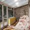 Cruck Cottage - Gorgeous 300 Year Old Cottage Mins from North Yorkshire Moors, Steam Trains and Picturesque Pickering