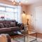 Private driveway - close to Warwick Racecourse & Warwick Castle!!