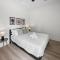 Spacious and Modern 3BR near Downtown and Walnut Hills - Cincinnati