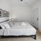 Spacious and Modern 3BR near Downtown and Walnut Hills