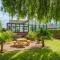 Waterside Cottage - Hot Tub, Mooring, Arcade, Bar - Neatishead