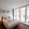 Fully Serviced Two Bed Apartment by ExCeL & O2 - London