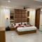 Hotel Cosmopolitan Rooms & Banquet
