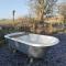 Luxury Shepherd's Hut on Flower Farm with Outdoor Bath in Mid Cornwall - Truro