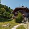Chalet Blackbushe – Traditional Chalet - Alpes Travel – Sleeps 4-6 - Les Houches