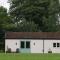 The Lodge - 2 acres of garden with hot tub and fire pit and BBQ - East Harling