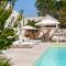 HelloApulia Villa Pool and Beach - 150mt from the sea