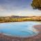 Orizzonti Toscani new apartment with view and pool - Lajatico