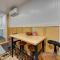 Carbonado Studio with Deck and Blackstone Griddle!