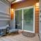 Carbonado Studio with Deck and Blackstone Griddle!