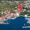 Apartman Pia, JELSA