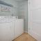 Sea Oats B106 by ALBVR - Great renovation and tons of space in this 2BR 2BA condo - Outdoor Pools, Pier, and Dedicated Beach Access - غولف شورز