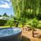 Waterside Cottage - Hot Tub, Mooring, Arcade, Bar - Neatishead