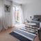 Comfortable 4-Bedroom Home in Aylesbury Ideal for Contractors Professionals or Larger Families