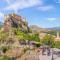 Corte magnifique T2 45m2 neuf 5 personnes place st marcel hyper centre wifi lave linge tv