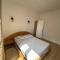 Corte magnifique T2 45m2 neuf 5 personnes place st marcel hyper centre wifi lave linge tv