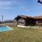 Encantadora moradia T1, com piscina e vista mar a 500m da praia