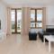 Beautiful Apartment Gdynia Czarnieckiego with Balcony by Noclegi Renters - 格丁尼亚